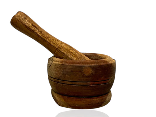 Wood morta with pestle