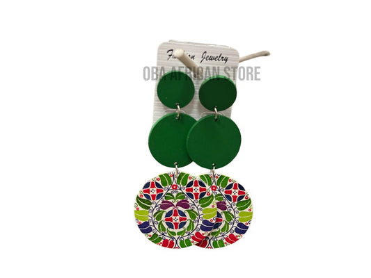 Elegant Pair of African Earrings 7.5g